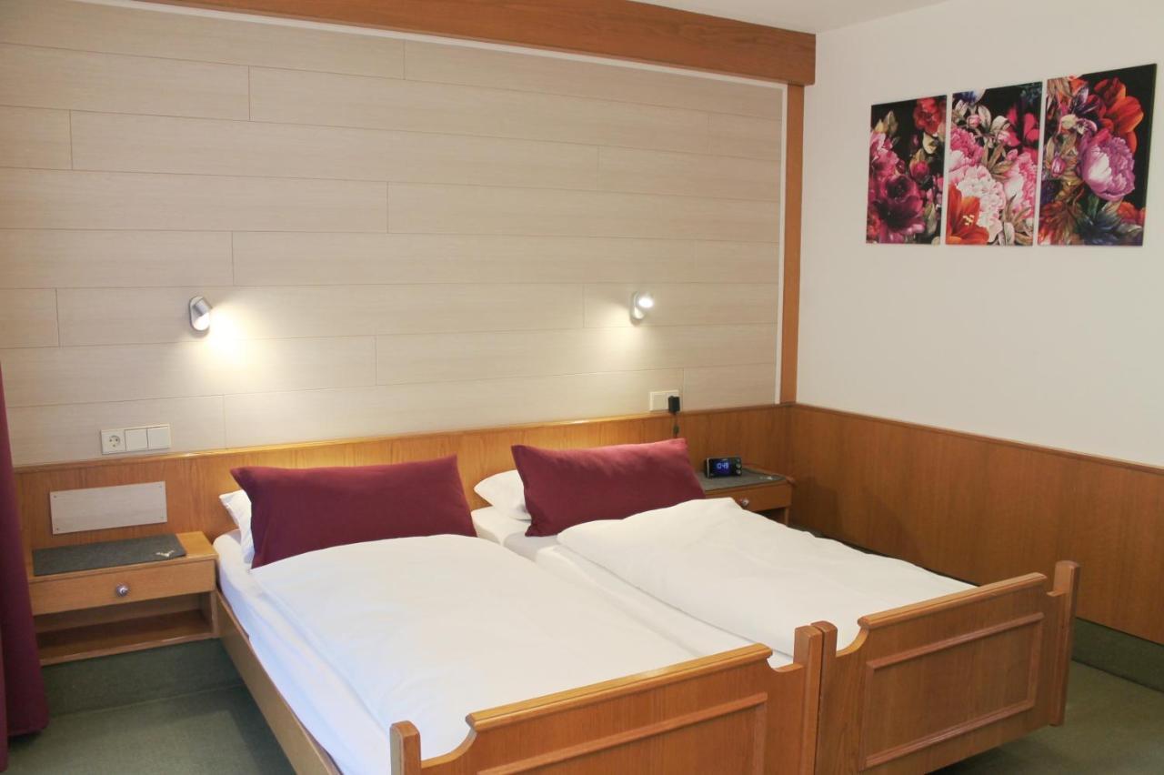 Landhotel Untere Kapfenhardter Muehle Unterreichenbach Экстерьер фото