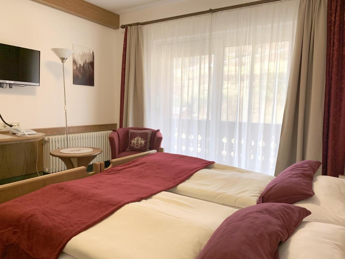 Landhotel Untere Kapfenhardter Muehle Unterreichenbach Экстерьер фото