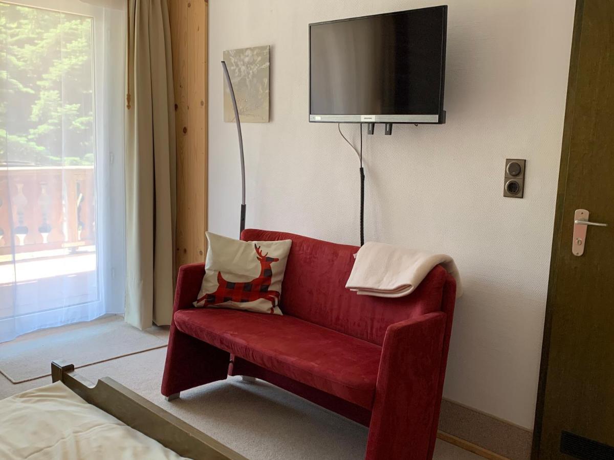 Landhotel Untere Kapfenhardter Muehle Unterreichenbach Экстерьер фото