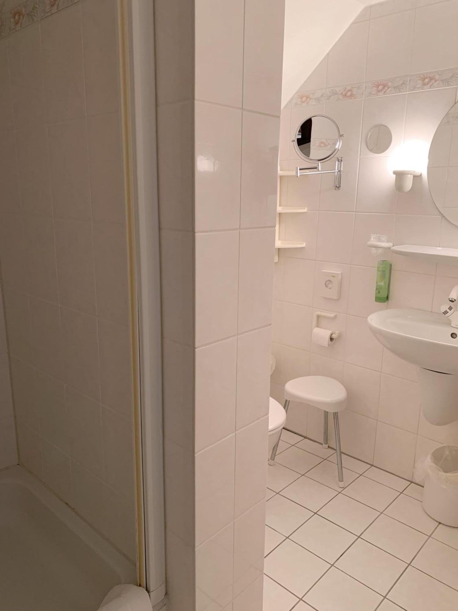 Landhotel Untere Kapfenhardter Muehle Unterreichenbach Экстерьер фото