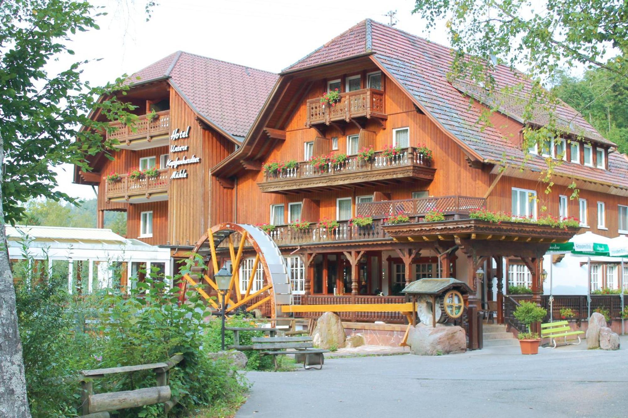 Landhotel Untere Kapfenhardter Muehle Unterreichenbach Экстерьер фото